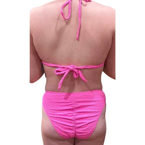 NEW Cupshe SWIMSUIT Womens MED Bikini Set 2PC Halter V Neck Ruched Cheeky Bottom - Picture 6 of 14